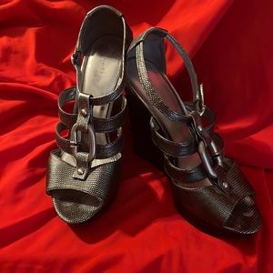 Size 9 Calvin Klein silver wedge sandals